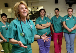 Dr. Krebsbach speaks to students before Spay Day 2011 event (credit: Amber Arnold).